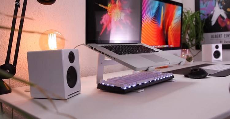 Macally ASTAND has space under the table to stash your keyboard