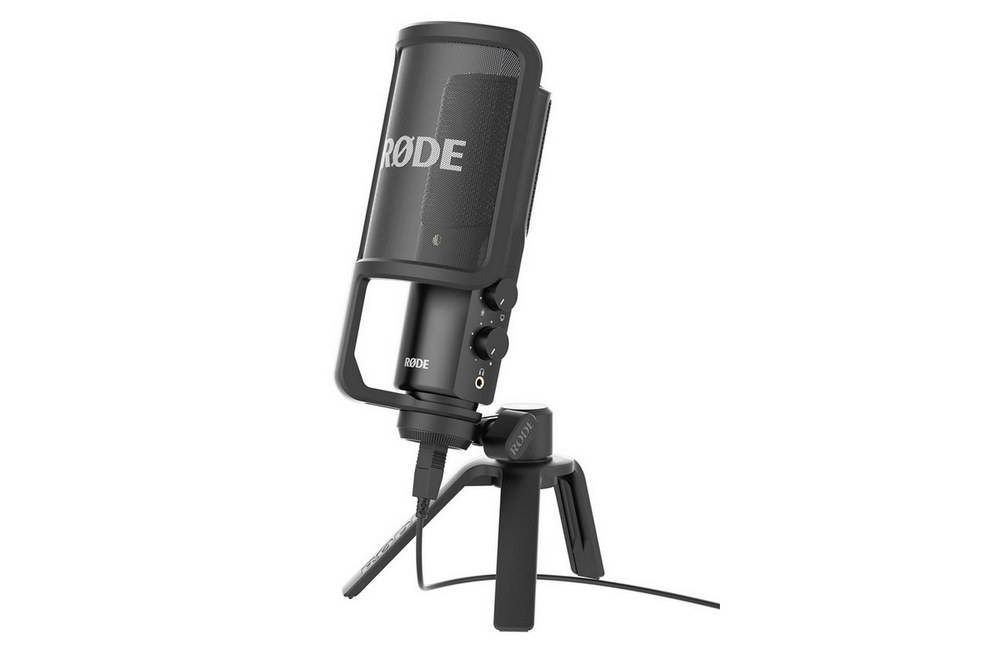 Rode NT-USB has the universal stand mount and the half pop shield
